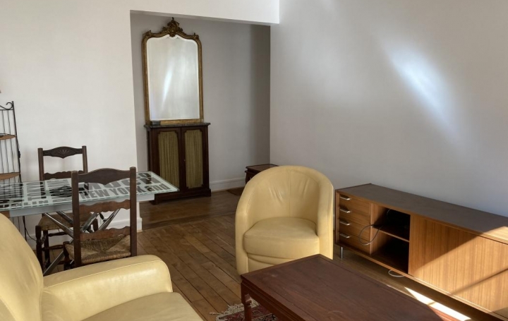 LESUR IMMOBILIER : Appartement | PARIS (75015) | 0 m2 | 1 250 € 